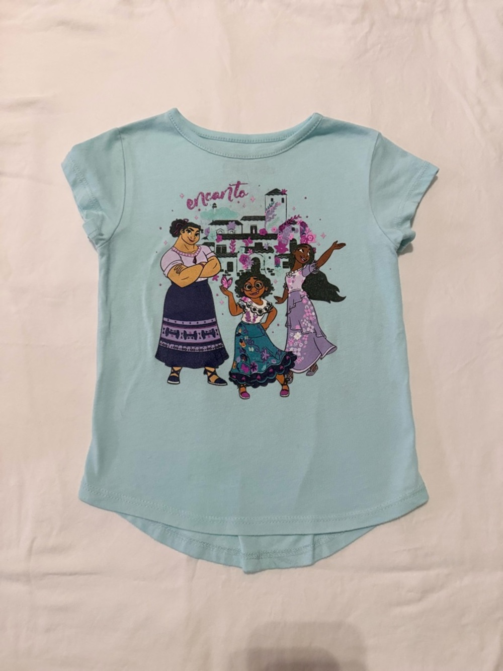⭐ 5/$20⭐️ Disney Encanto Girls Graphic Tee Size 3T Mirabel Luisa